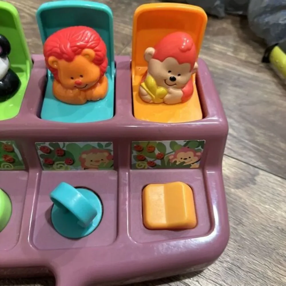 Playskool Pop‎ Up Pals Baby Toy 1995 Jungle Safari Animal Purple Base. Read Desc